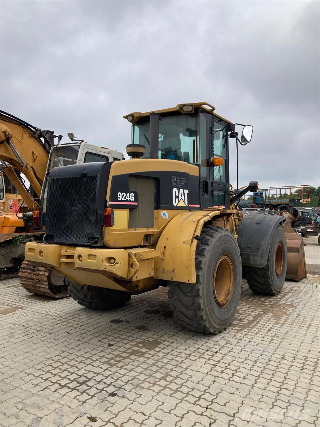 CAT 924G Фронтальные погрузчики