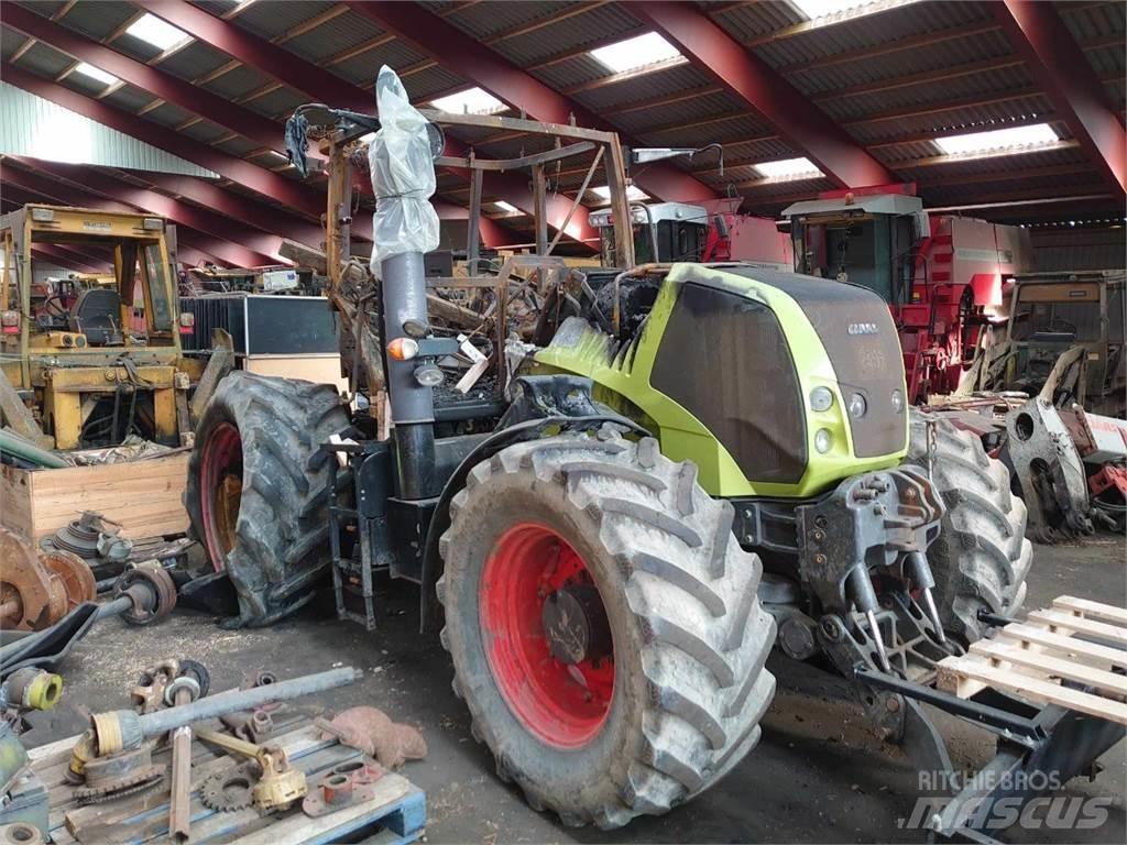 CLAAS Axion 840 Трактора