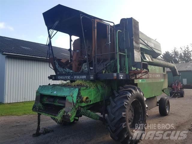Deutz-Fahr M2680 Зерноуборочные комбайны