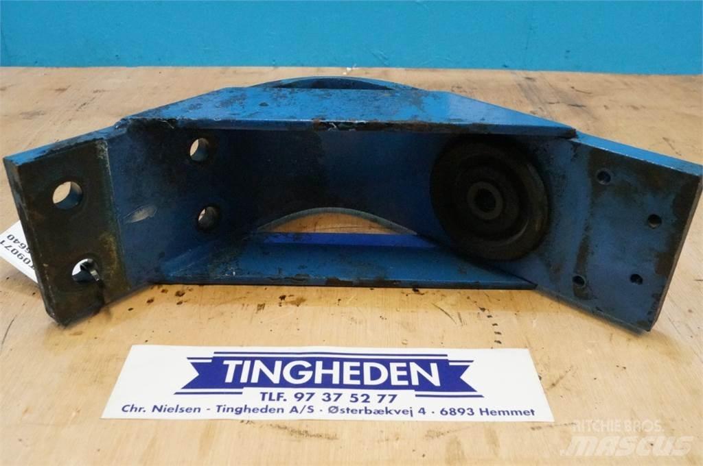 Ford 6640 Навесное оборудование и запчасти