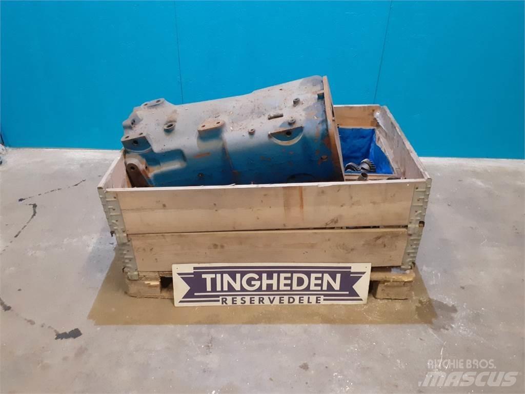 Ford 7710 Трансмиссии