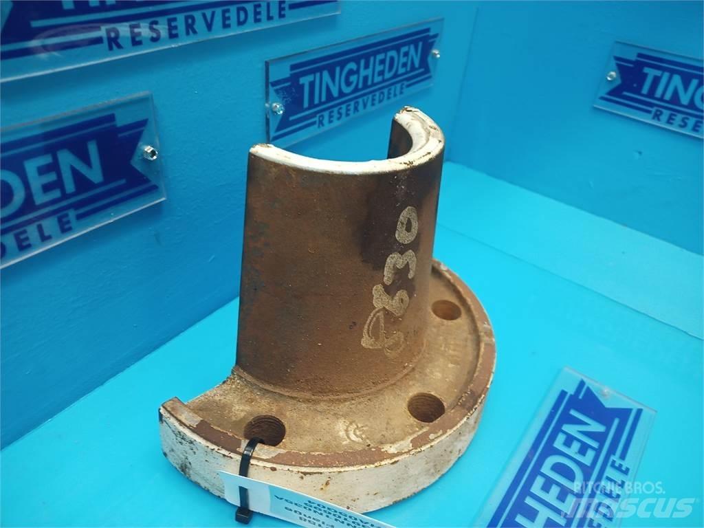 Ford 8630 Навесное оборудование и запчасти