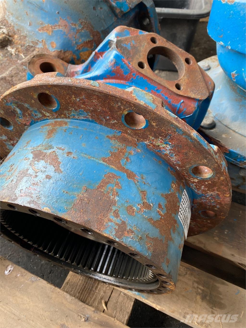 Ford TW 30 Навесное оборудование и запчасти