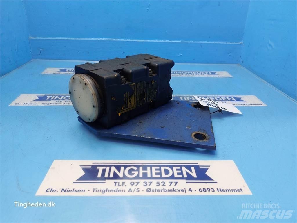 Ford TW15 Электронные блоки