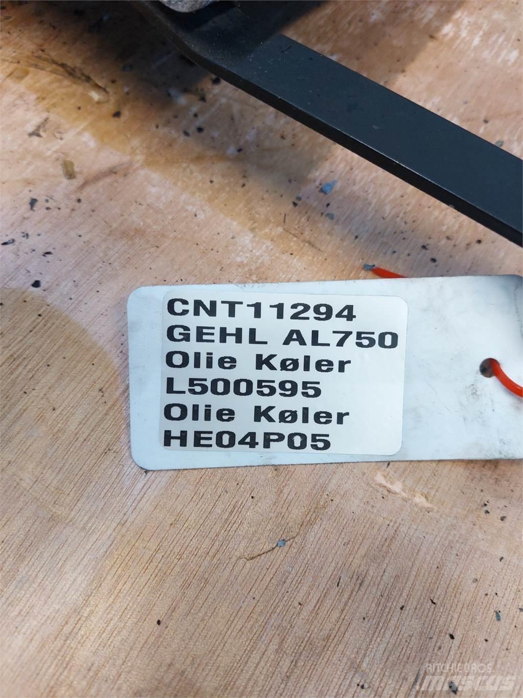 Gehl AL750 Радиаторы