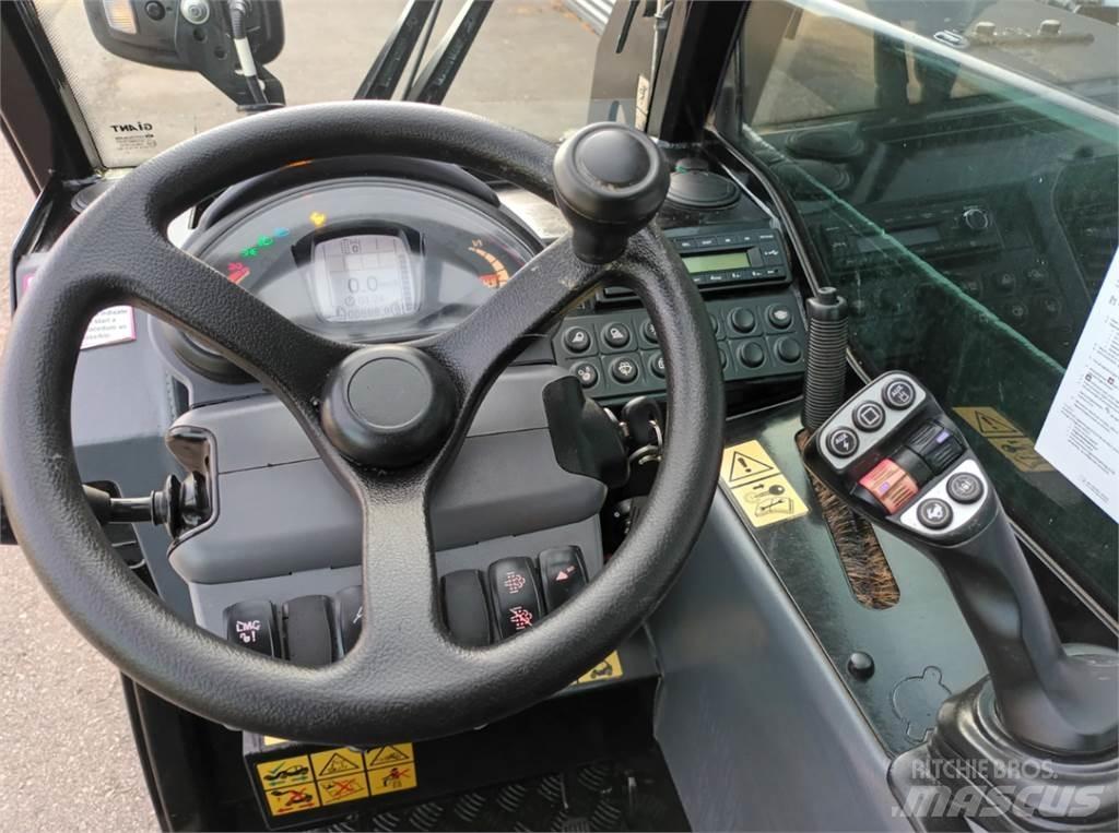 GiANT gt5048 Телескопические погрузчики