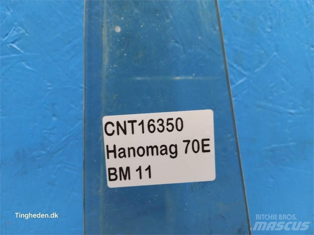  Hannonag 70E Кабины и интерьер