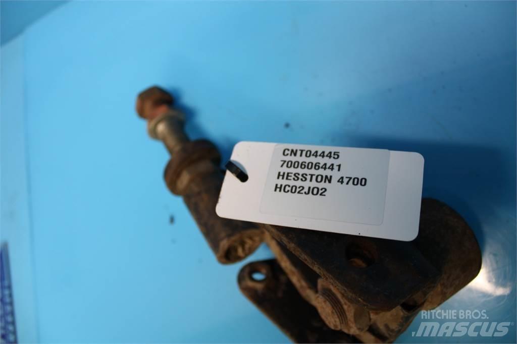 Hesston 4700 Комплектующие сельхозмашин для уборки сена