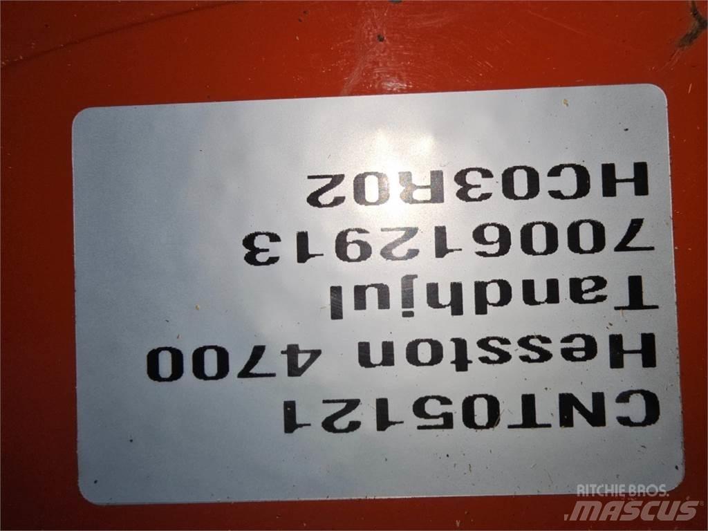 Hesston 4700 Комплектующие сельхозмашин для уборки сена