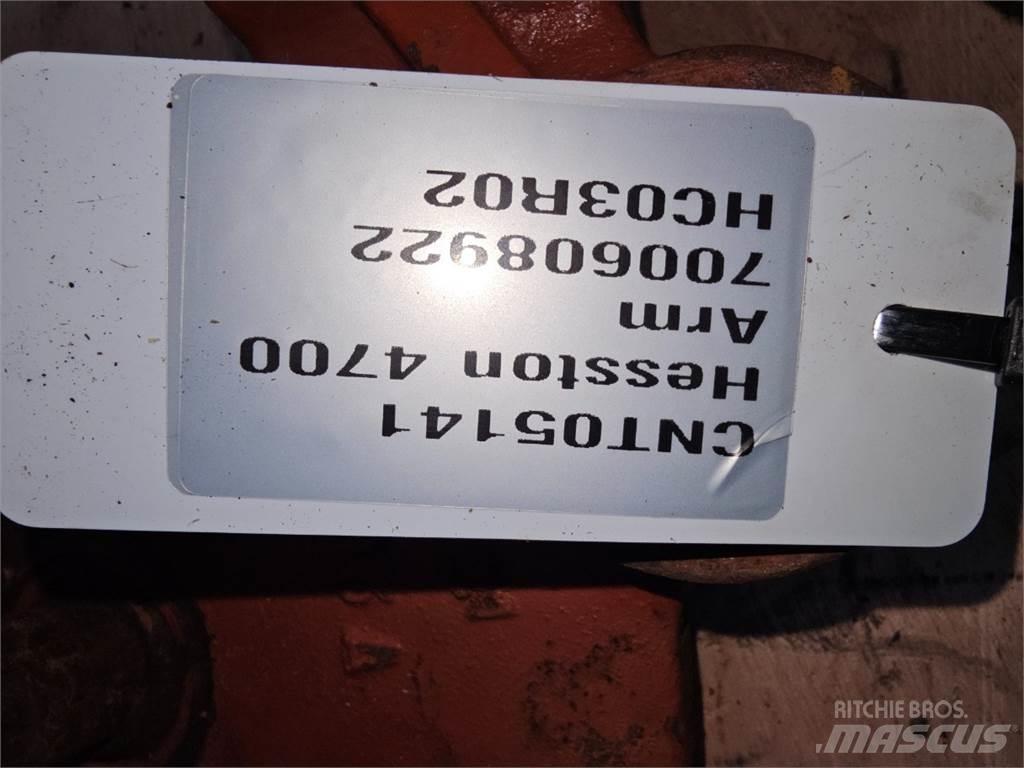 Hesston 4700 Киповые захваты