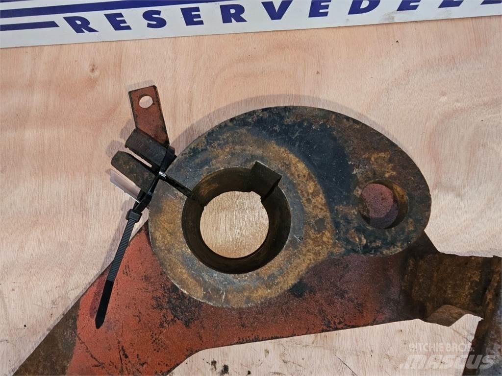Hesston 4700 Комплектующие сельхозмашин для уборки сена