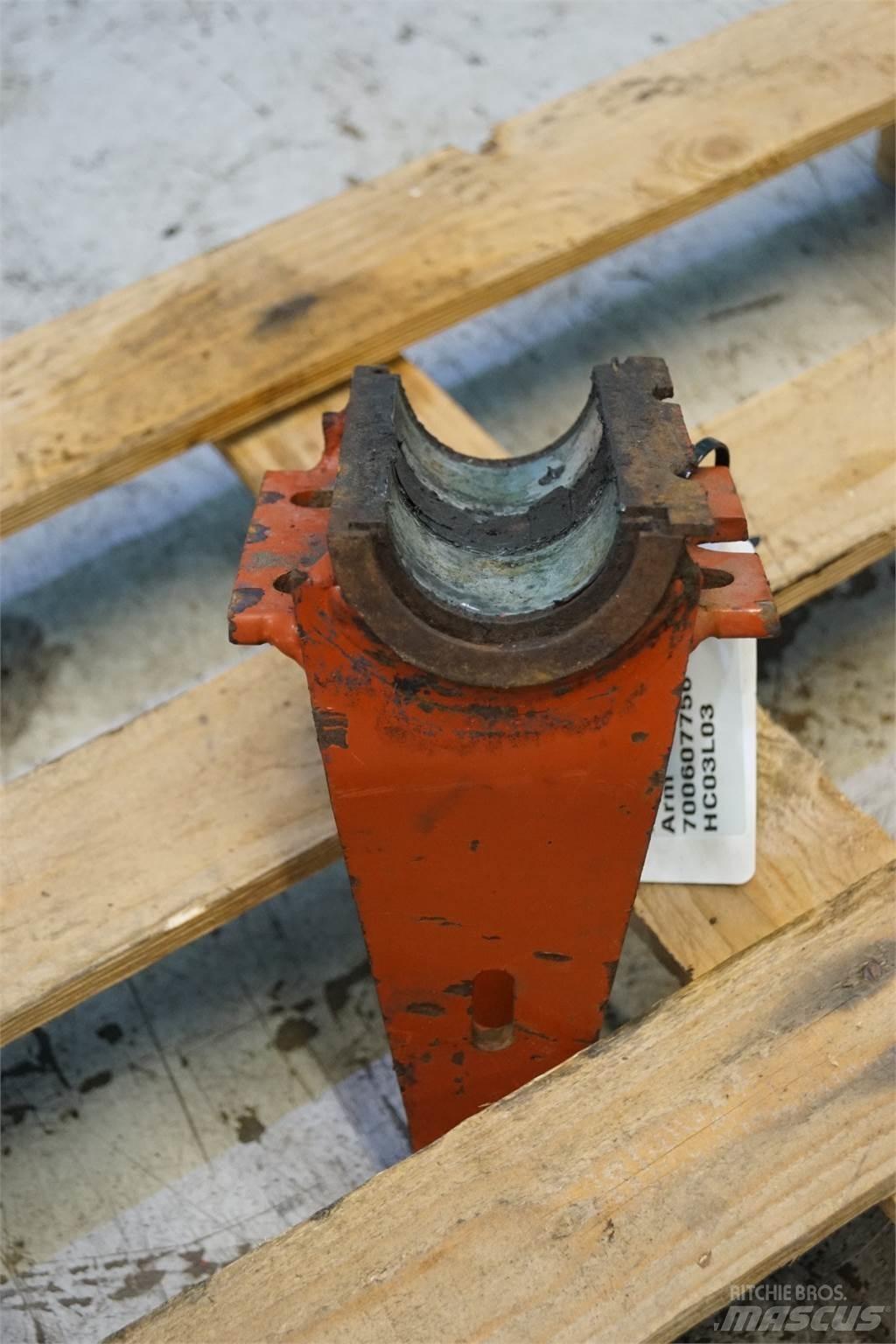 Hesston 4700 Сельхозтехника - Другие