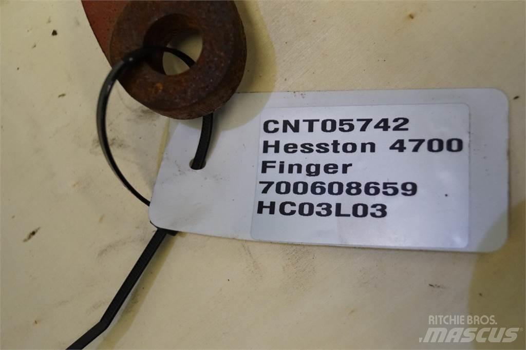 Hesston 4700 Киповые захваты