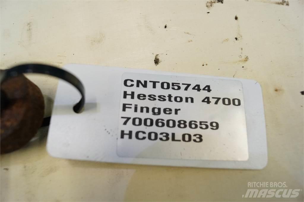 Hesston 4700 Киповые захваты
