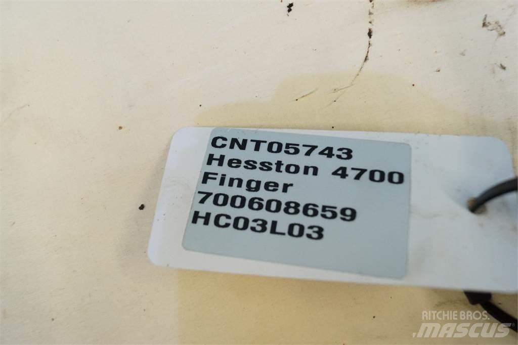 Hesston 4700 Киповые захваты