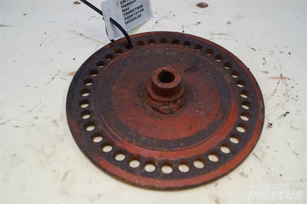 Hesston 4700 Комплектующие сельхозмашин для уборки сена