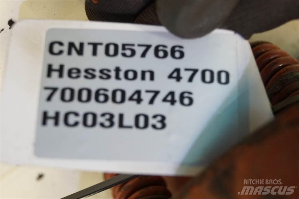 Hesston 4700 Навесное оборудование и запчасти