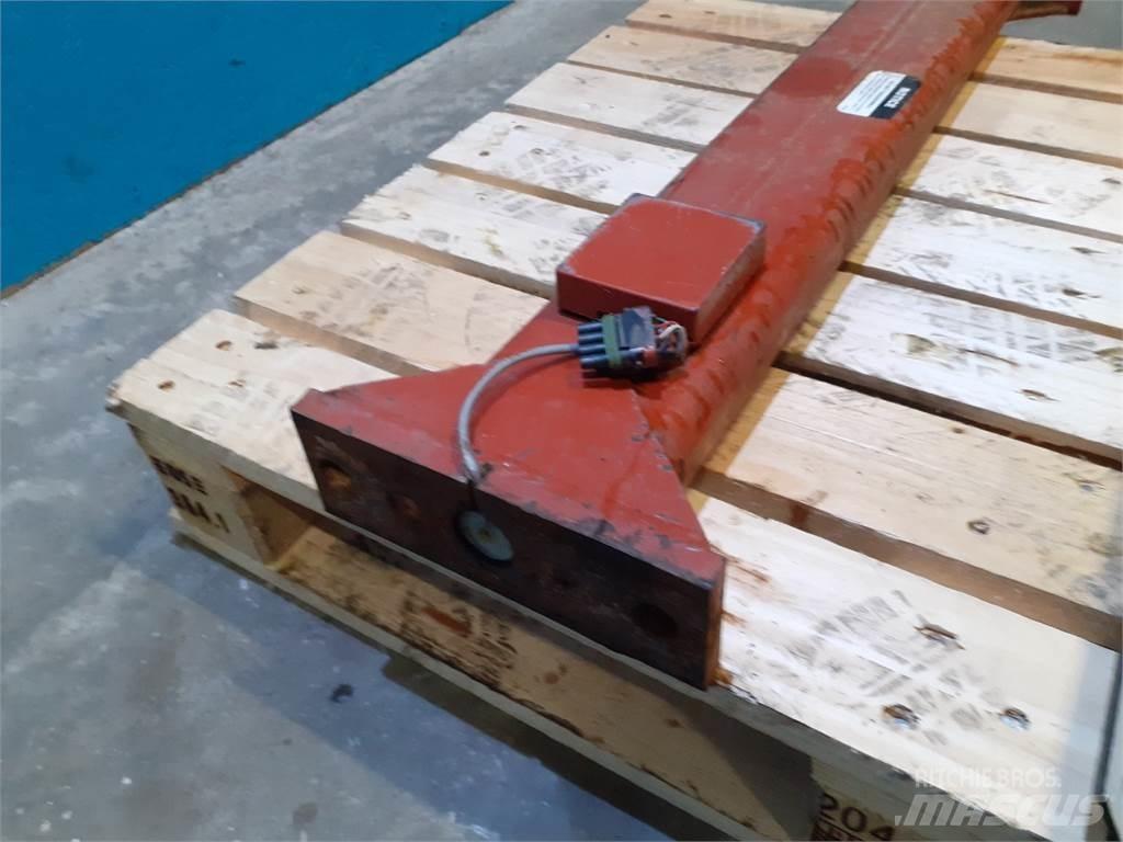 Hesston 4900 Комплектующие сельхозмашин для уборки сена