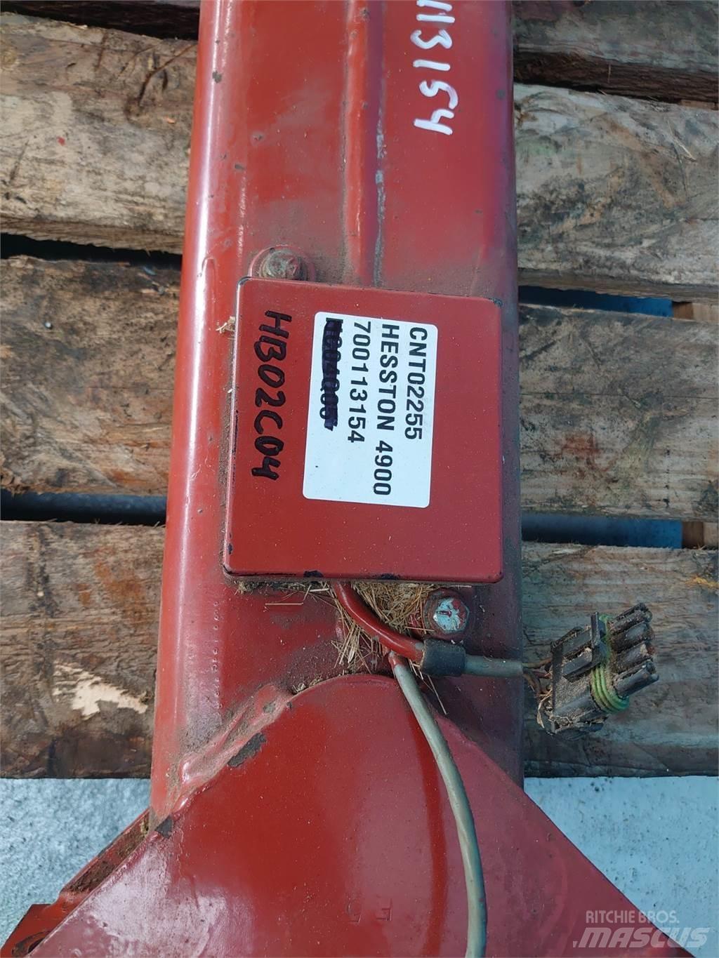 Hesston 4900 Комплектующие сельхозмашин для уборки сена