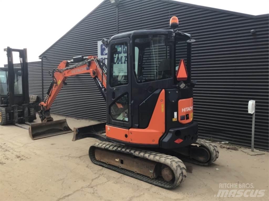 Hitachi ZX33U Мини-экскаваторы