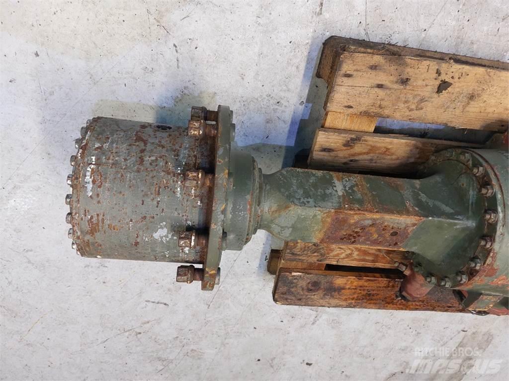Hydrema 806 Оси