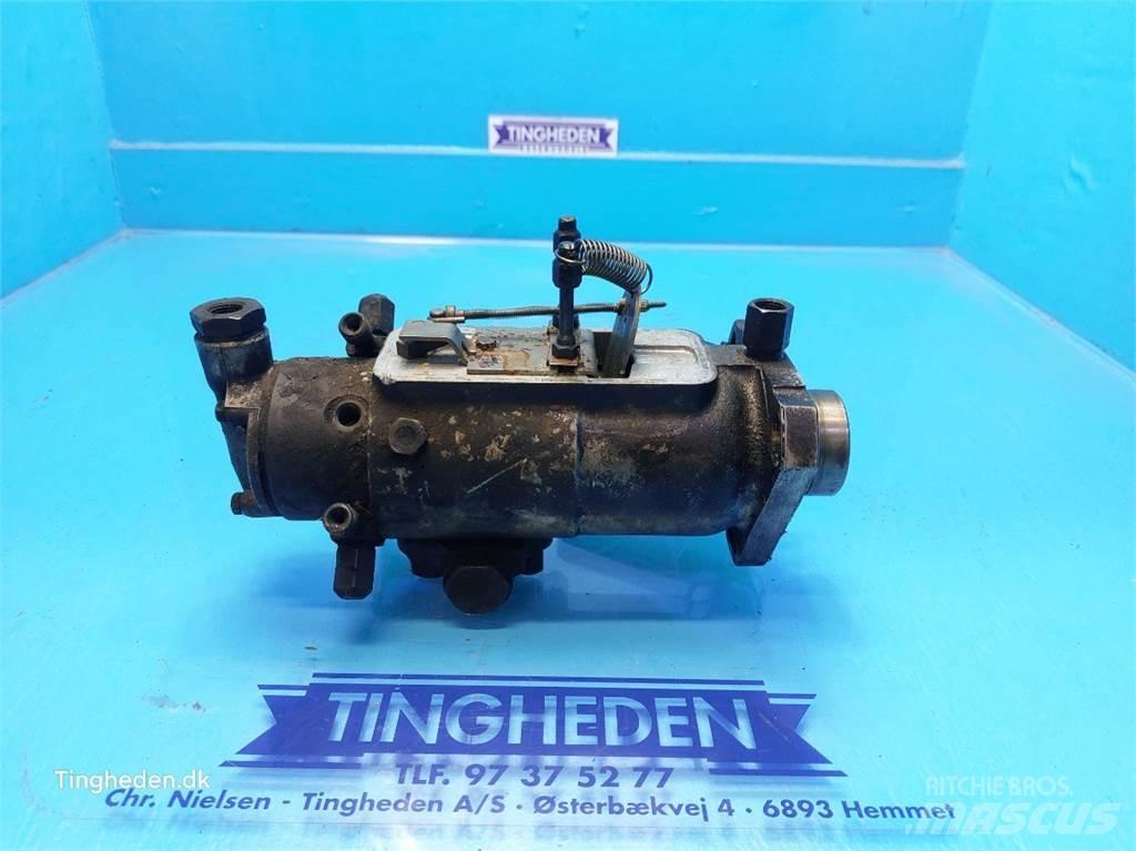 Hydrema 806 Двигатели