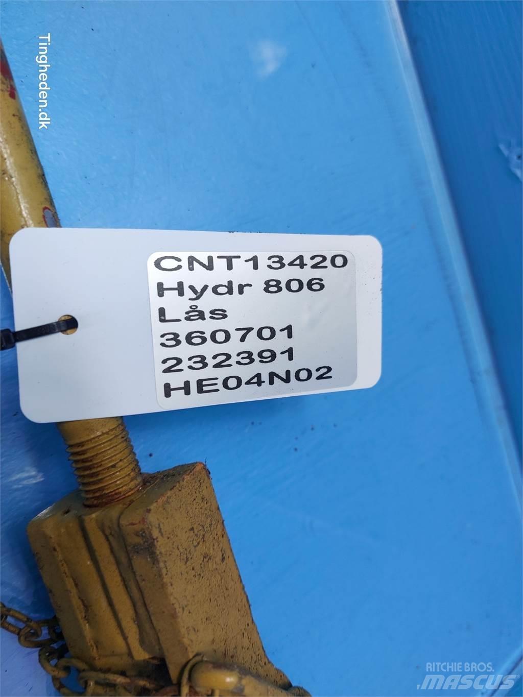 Hydrema 806 Экскаваторные стрелы