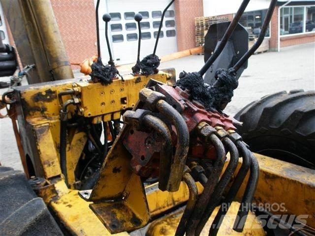 Hydrema 807 Экскаваторы-погрузчики