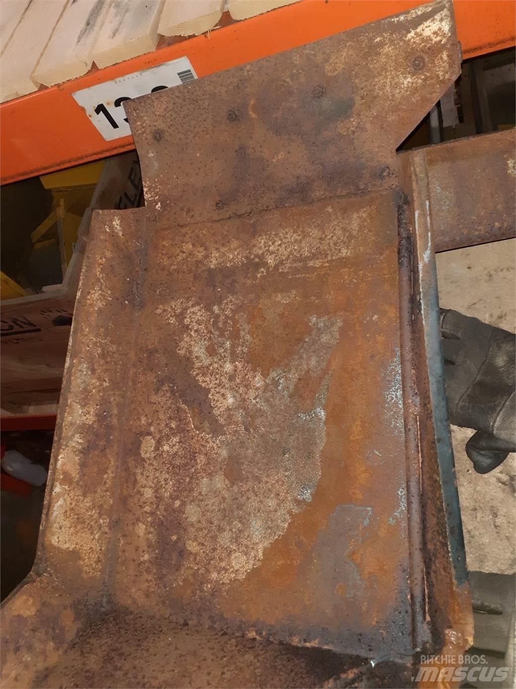 Hydrema 906A Просеивающие ковши
