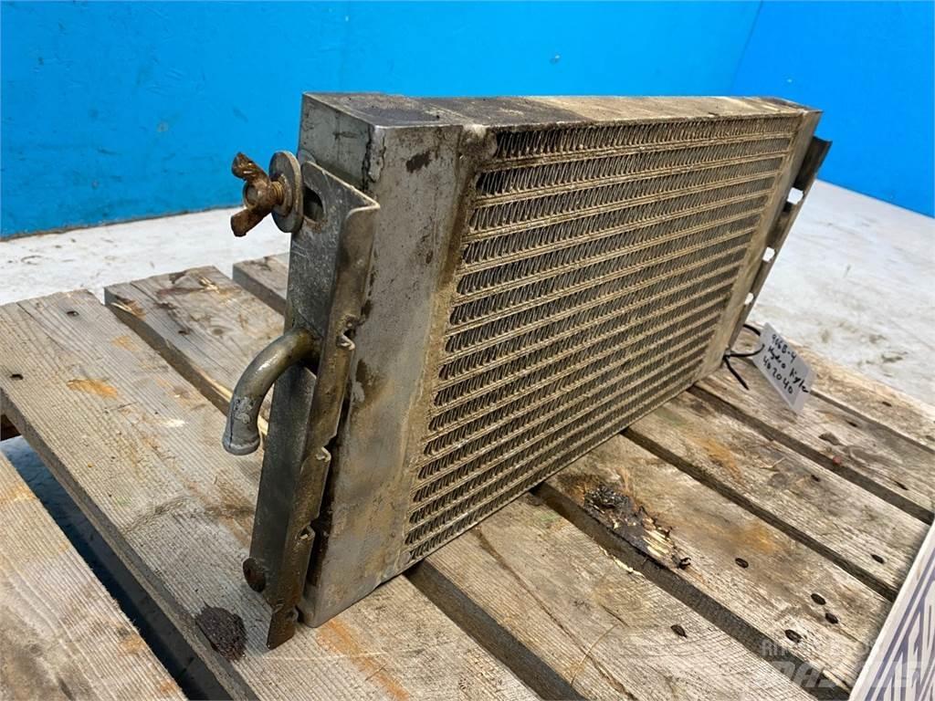 Hydrema 906B Радиаторы