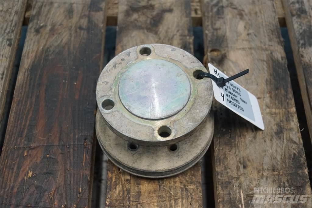 Hydrema 906B Радиаторы