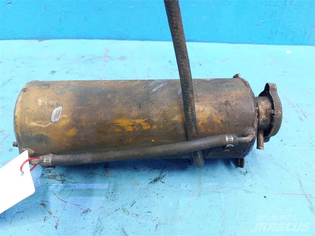 Hydrema 906B Радиаторы