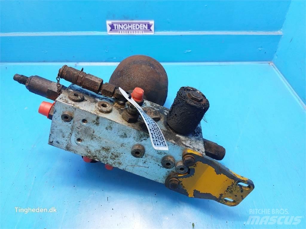 Hydrema 906B Гидравлическая система