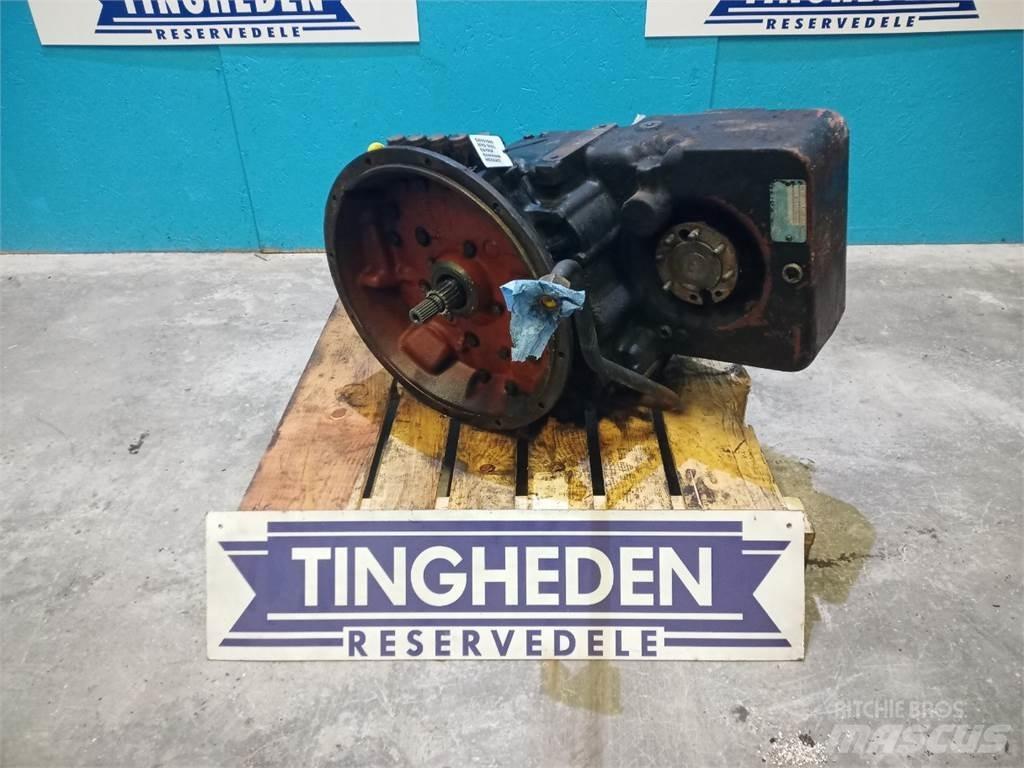Hydrema 906C Трансмиссии и КПП