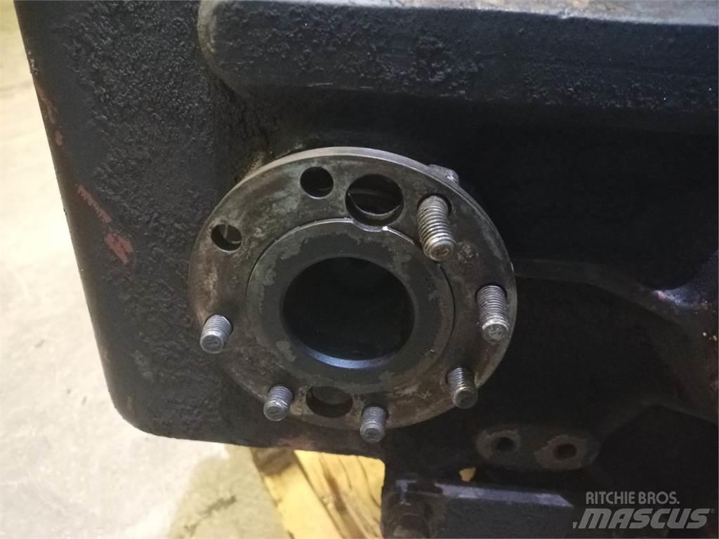 Hydrema 906C Трансмиссии и КПП
