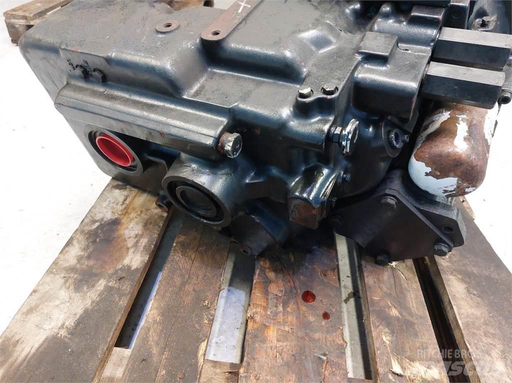 Hydrema 906C Трансмиссии и КПП