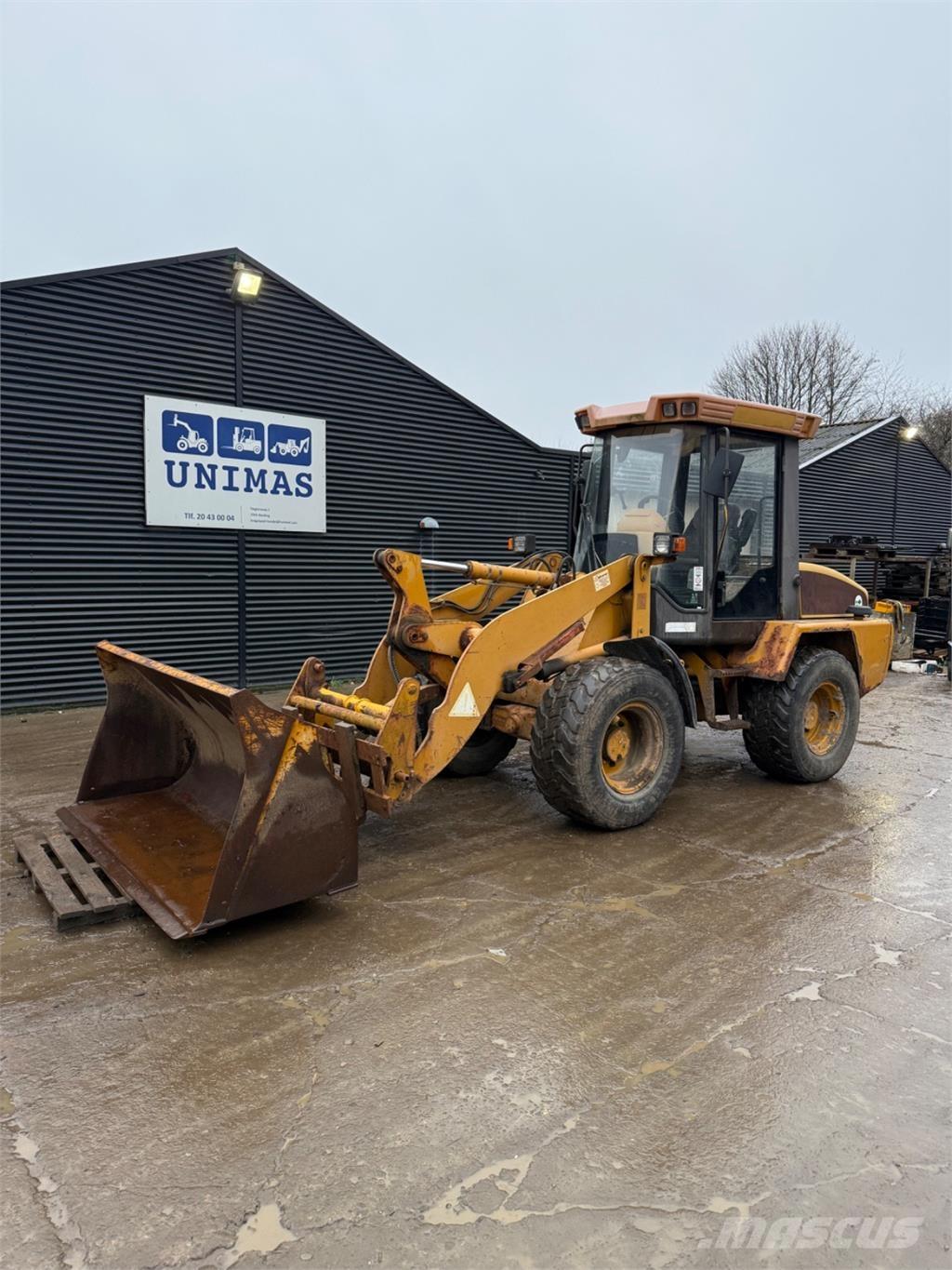 Hydrema WL550C Фронтальные погрузчики