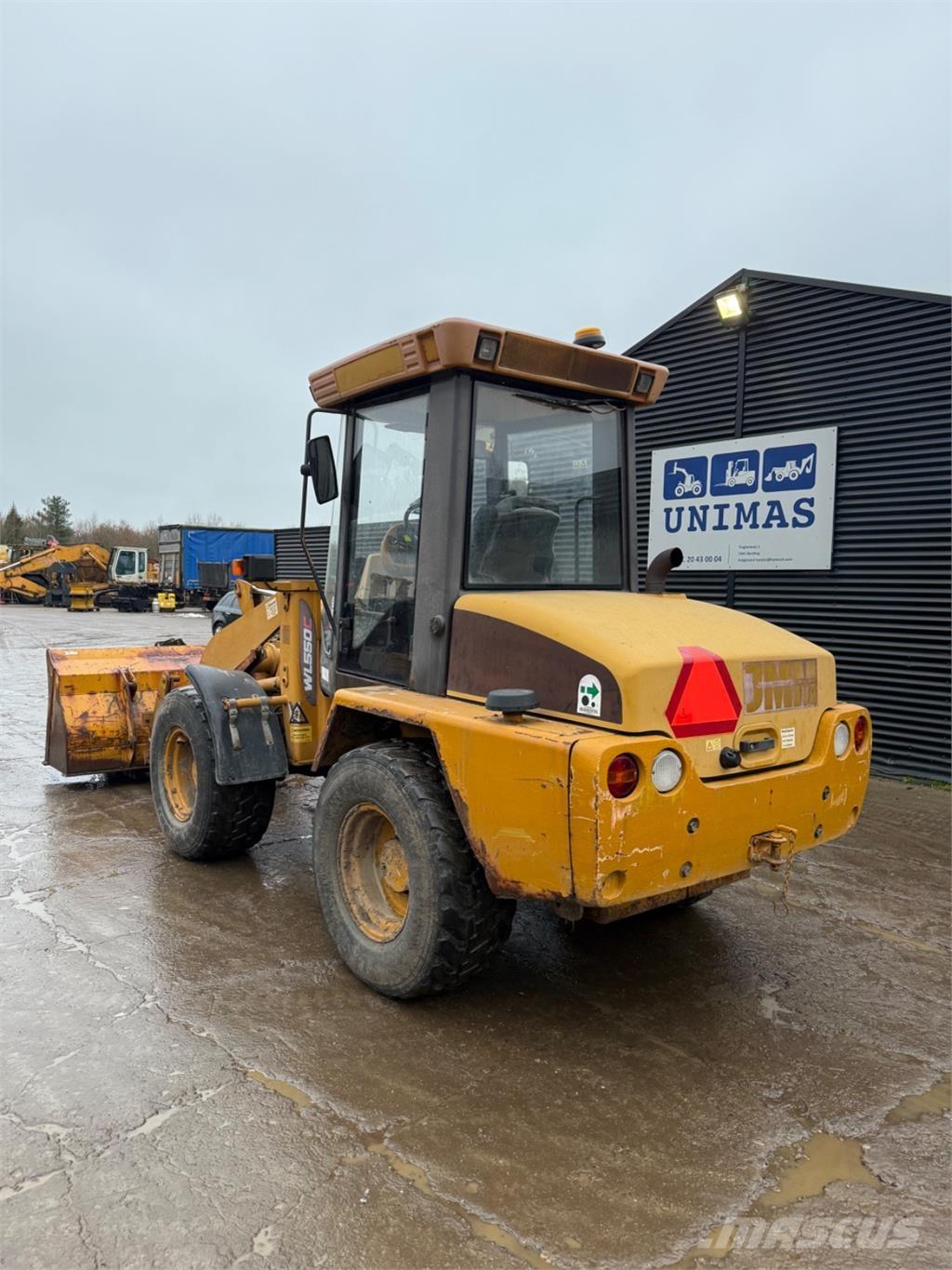 Hydrema WL550C Фронтальные погрузчики