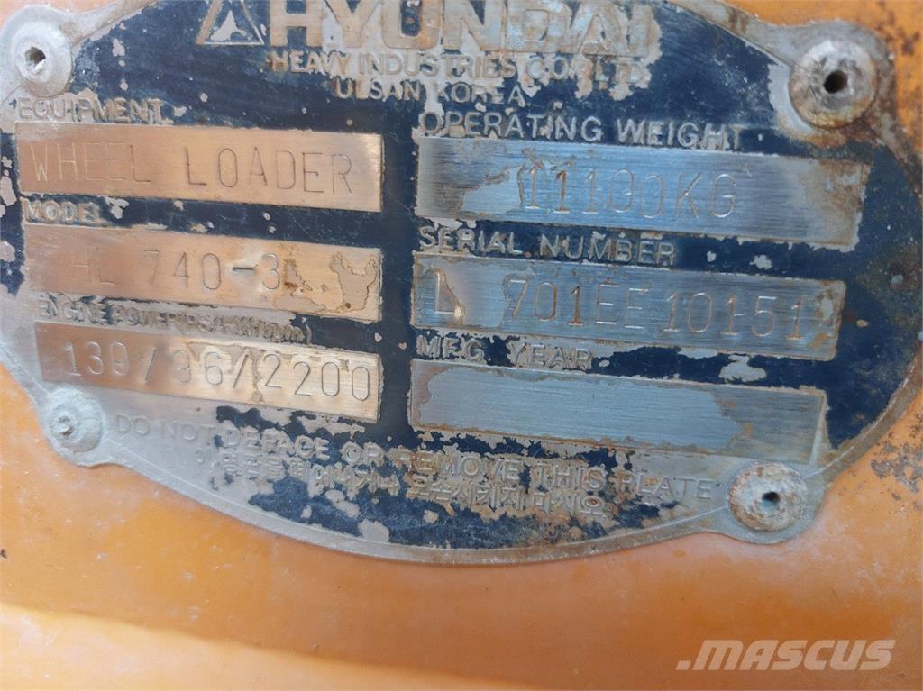 Hyundai HL740-3 Фронтальные погрузчики