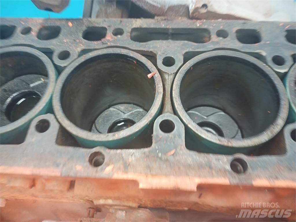 Iveco 8361 Двигатели