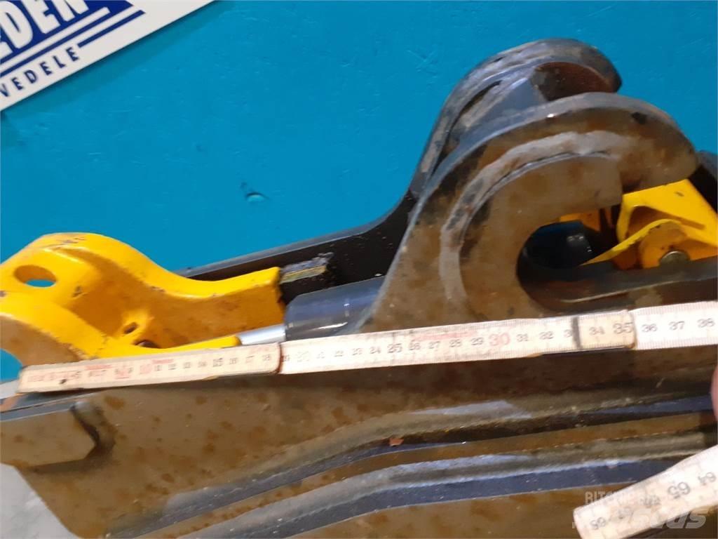 JCB 4CX Квик-каплеры
