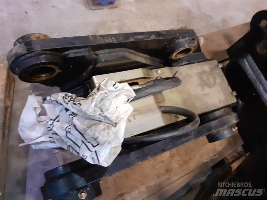 JCB 4CX Квик-каплеры