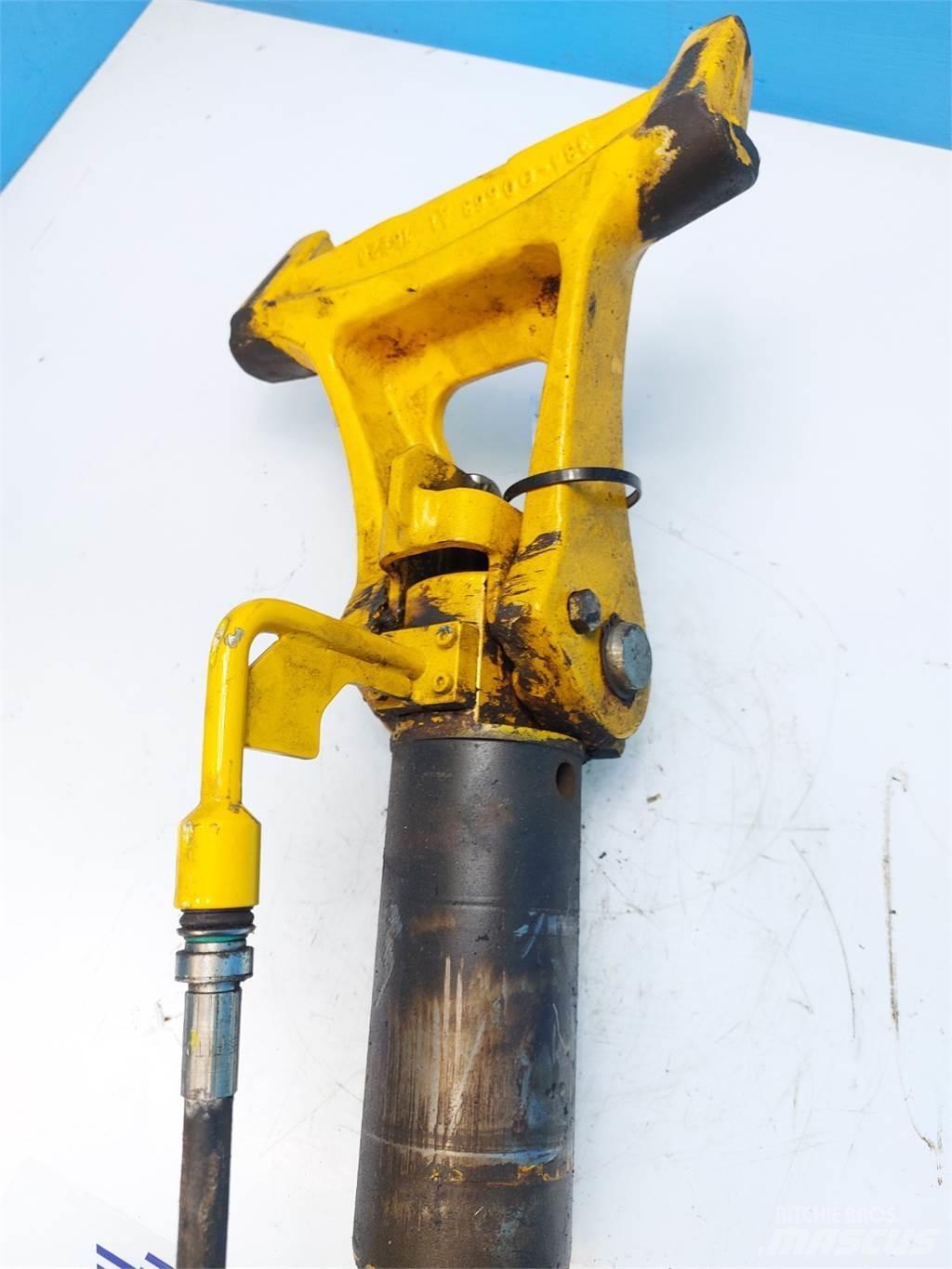 JCB 4CX Боны и ковши