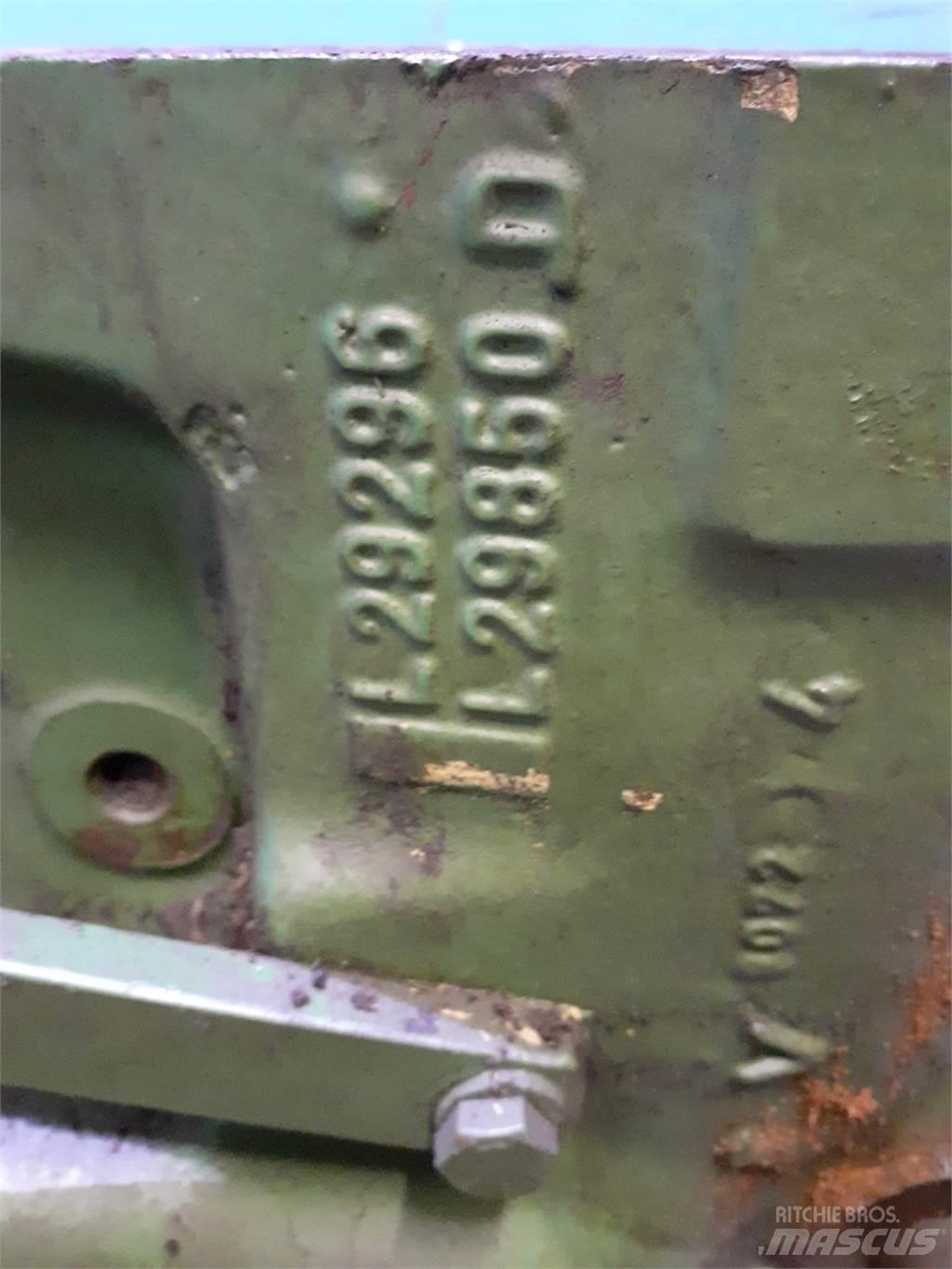 John Deere  Трансмиссии