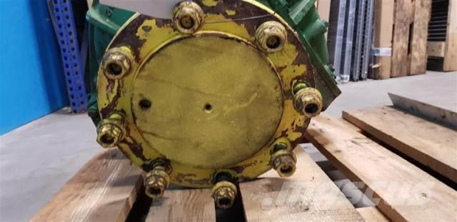 John Deere 1065 Компоненты для зерноуборочных комбайнов