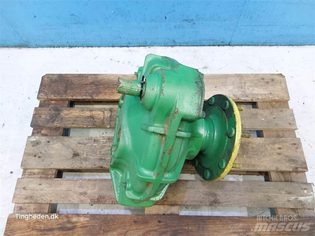 John Deere 1065 Компоненты для зерноуборочных комбайнов