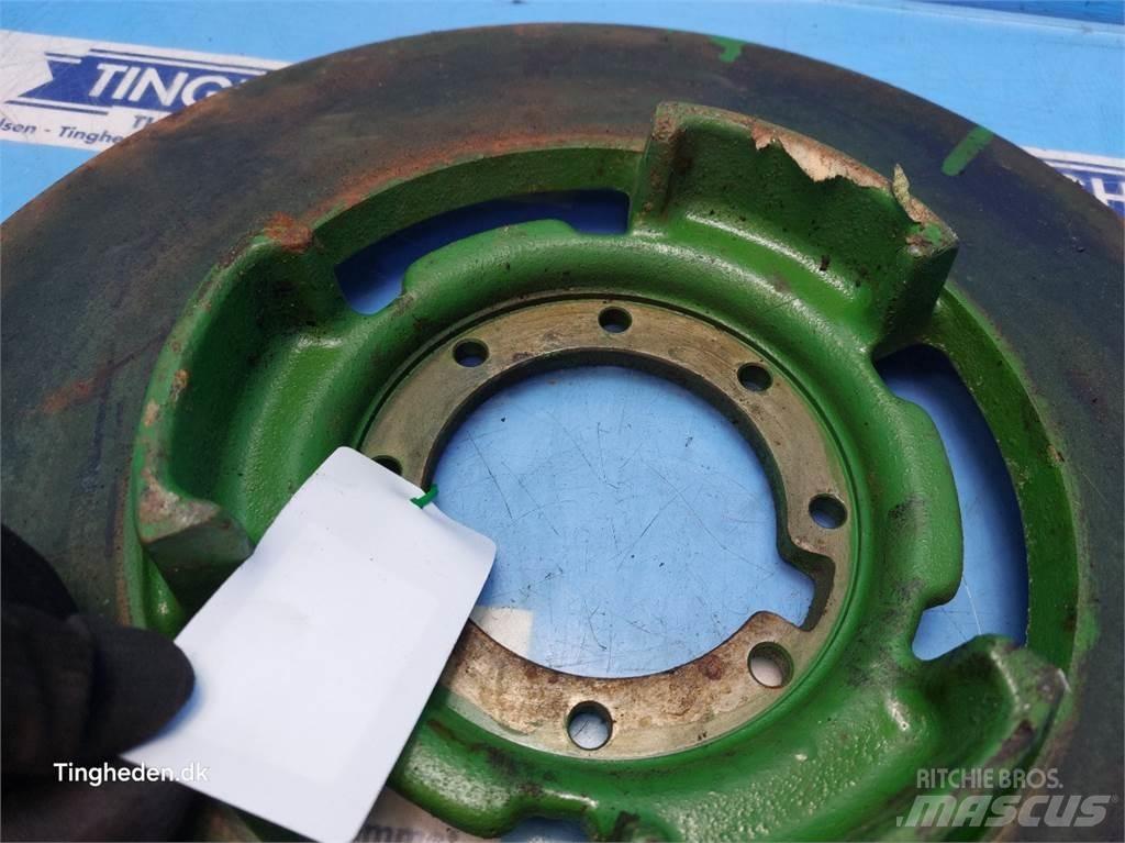 John Deere 1065 Сельхозтехника - Другие