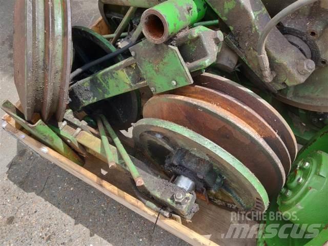John Deere 1075 Сельхозтехника - Другие
