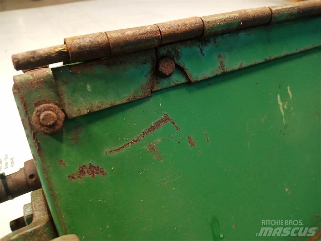 John Deere 1075 Компоненты для зерноуборочных комбайнов