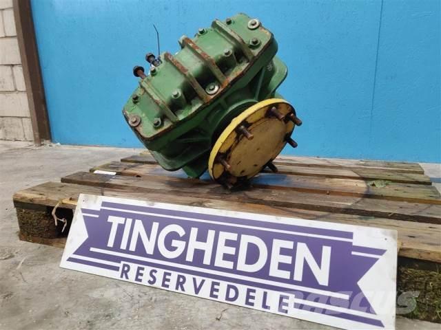 John Deere 1085 Компоненты для зерноуборочных комбайнов